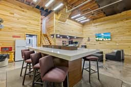 Patoka Cabin Experience with entertainment barn - Image 3