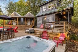 Nolin Cabin Experience w/ Hot Tub - Image 4