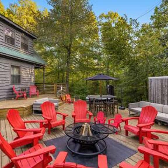 Nolin Cabin Experience w/ Hot Tub - Image 1