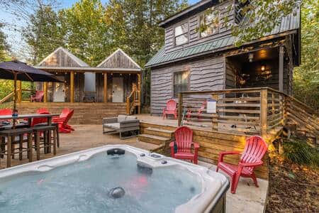 Nolin Cabin Experience w/ Hot Tub - Image 4
